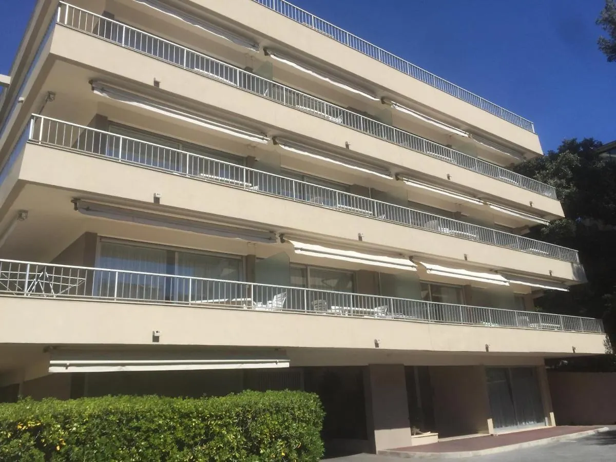 2 Pieces Avec Balcon Et Terrasse - Plage A 50M - Clim, Wifi, Parking - Fr-1-466A-17 Saint-Raphael  Apartment Saint-Raphael (Var)